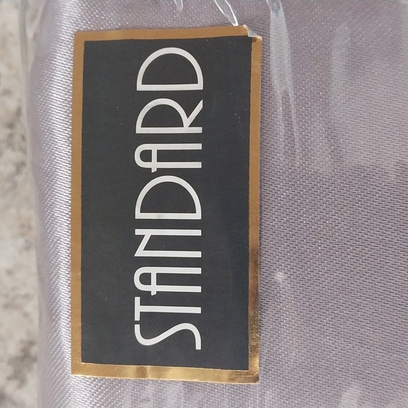 SATIN  PILLOWCASES. LUXE COLLECTION. - Picture 4 of 4